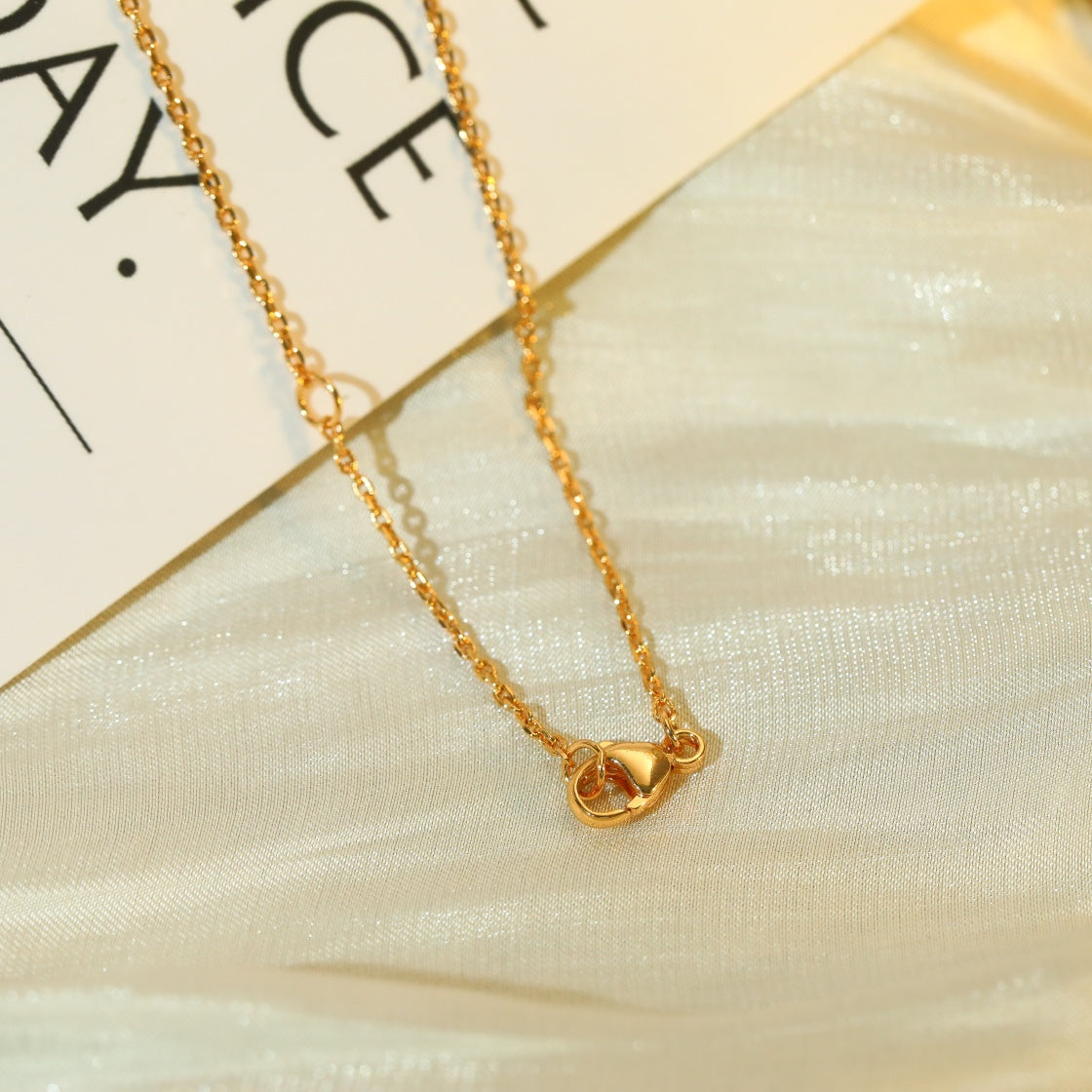 [⭐Mirelle]VOLT SILVER DIAMOND PEDANT NECKLACE