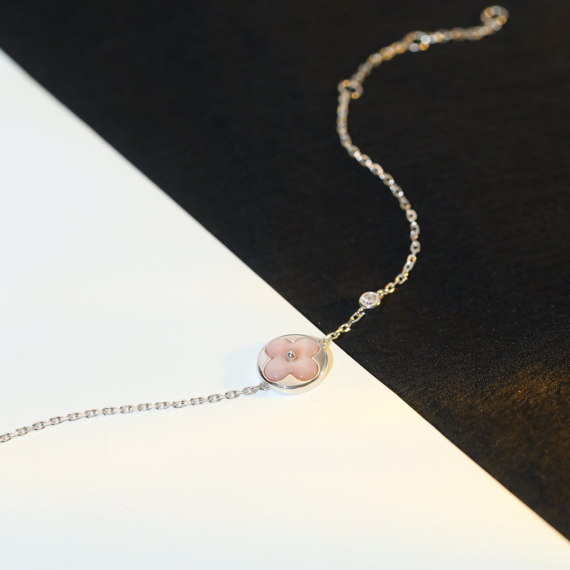 [⭐Mirelle]SUN MOTIF PINK MOP SILVER BRACELET