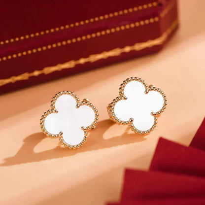 [⭐Mirelle]CLOVER MEDIUM 1 MOTIFS  WHITE MOP STUD EARRINGS