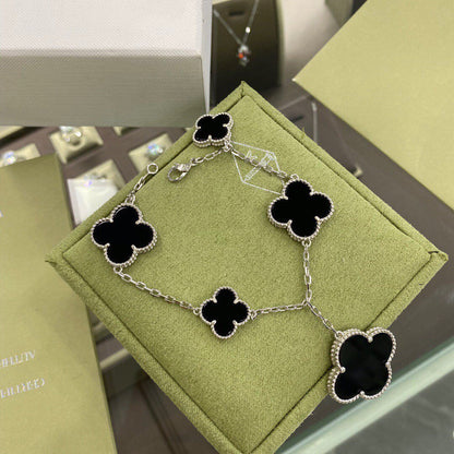 [⭐Mirelle]CLOVER 5 MOTIFS SIVLER ONYX BRACELET
