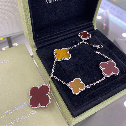 [⭐Mirelle]CLOVER 5 MOTIFS SIVLER CARNELIAN TIGER EYE BRACELET