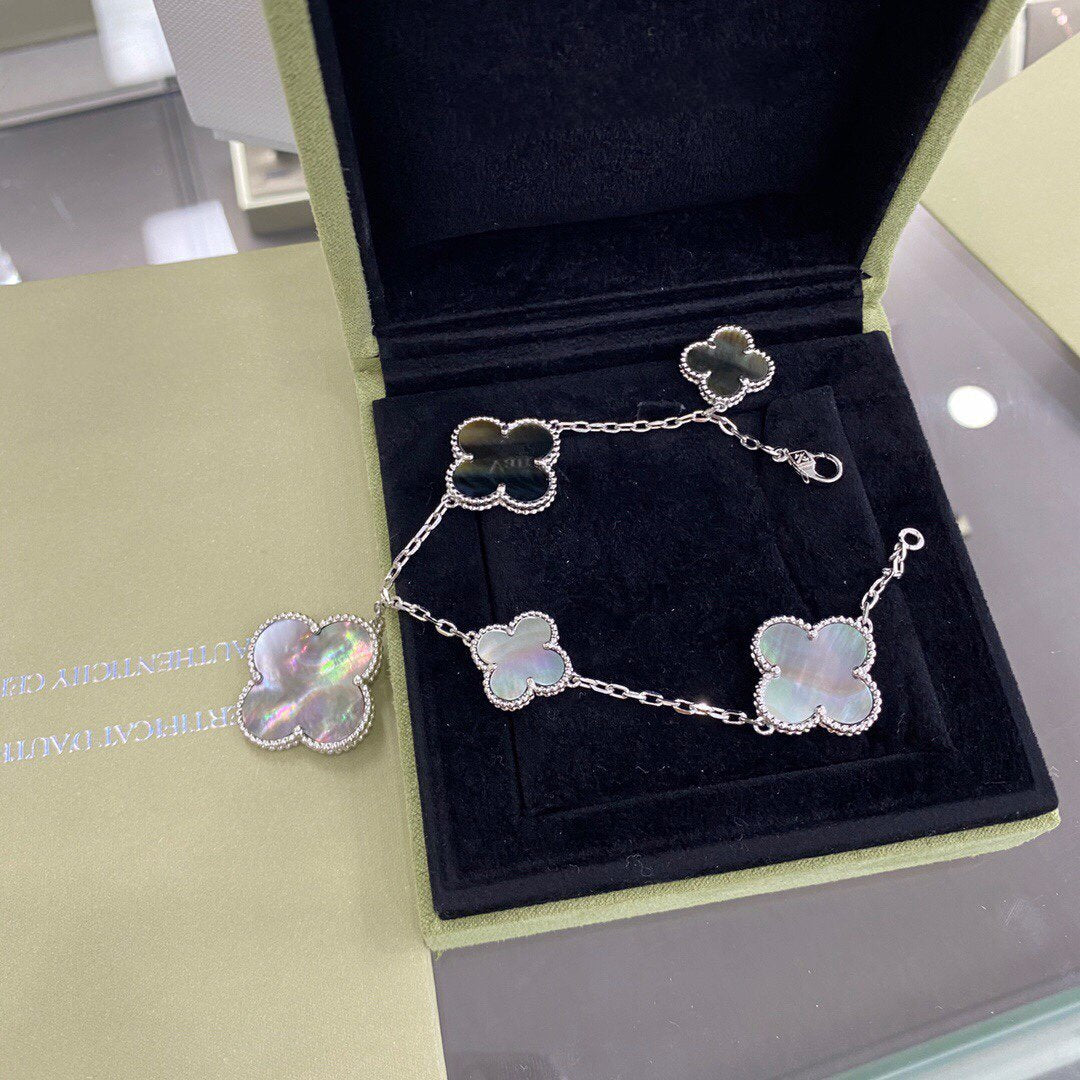 [⭐Mirelle]CLOVER 5 MOTIFS SIVLER DARK MOP BRACELET