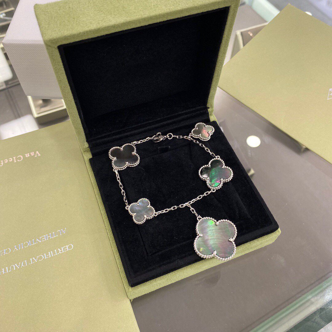 [⭐Mirelle]CLOVER 5 MOTIFS SIVLER DARK MOP BRACELET