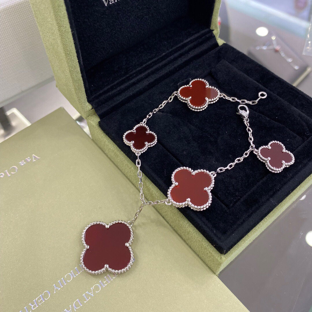 [⭐Mirelle]CLOVER 5 MOTIFS SIVLER CARNELIAN BRACELET