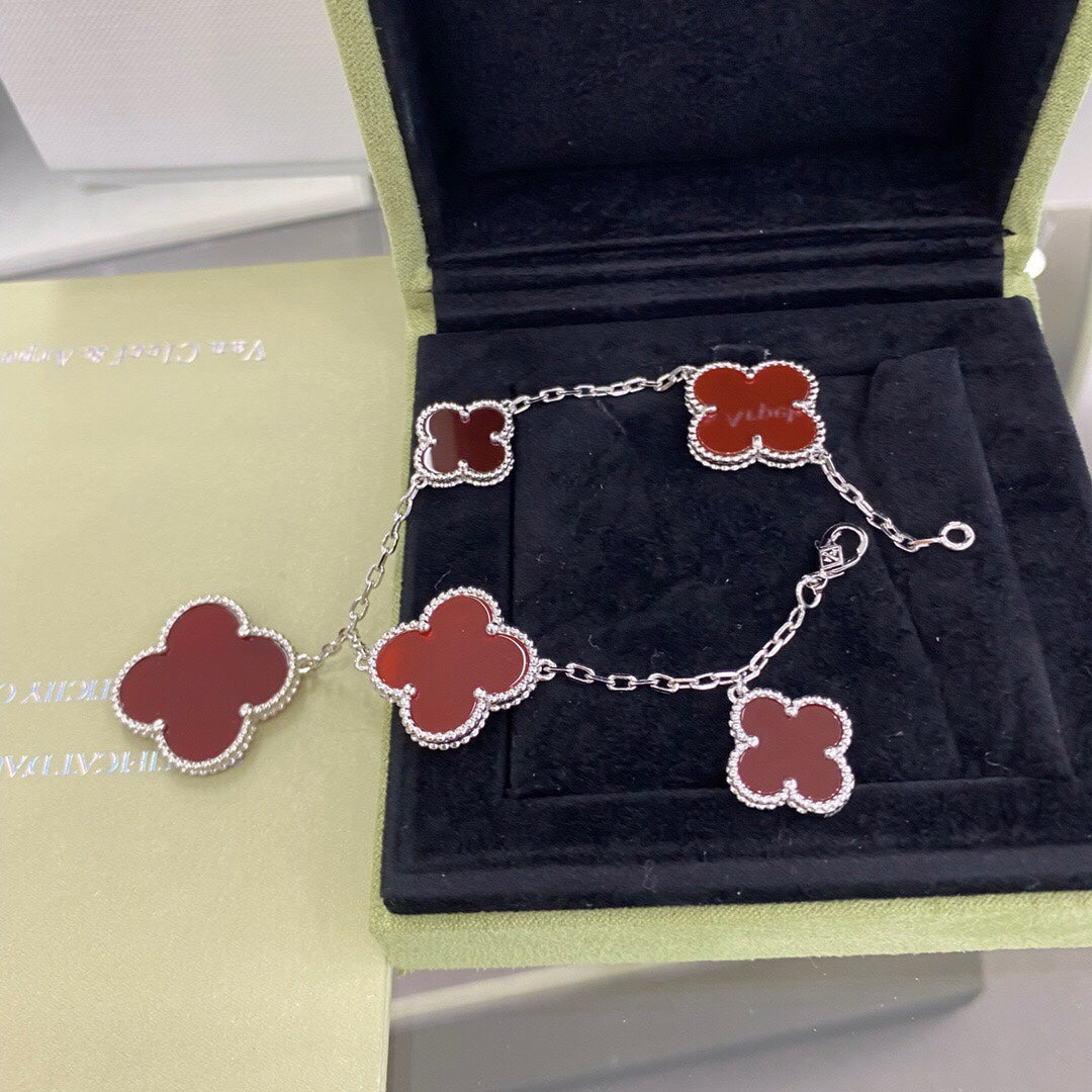[⭐Mirelle]CLOVER 5 MOTIFS SIVLER CARNELIAN BRACELET