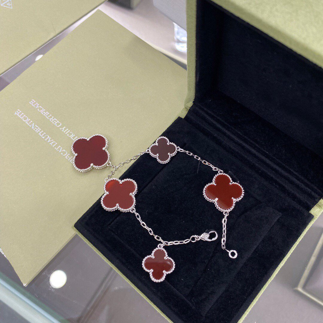 [⭐Mirelle]CLOVER 5 MOTIFS SIVLER CARNELIAN BRACELET