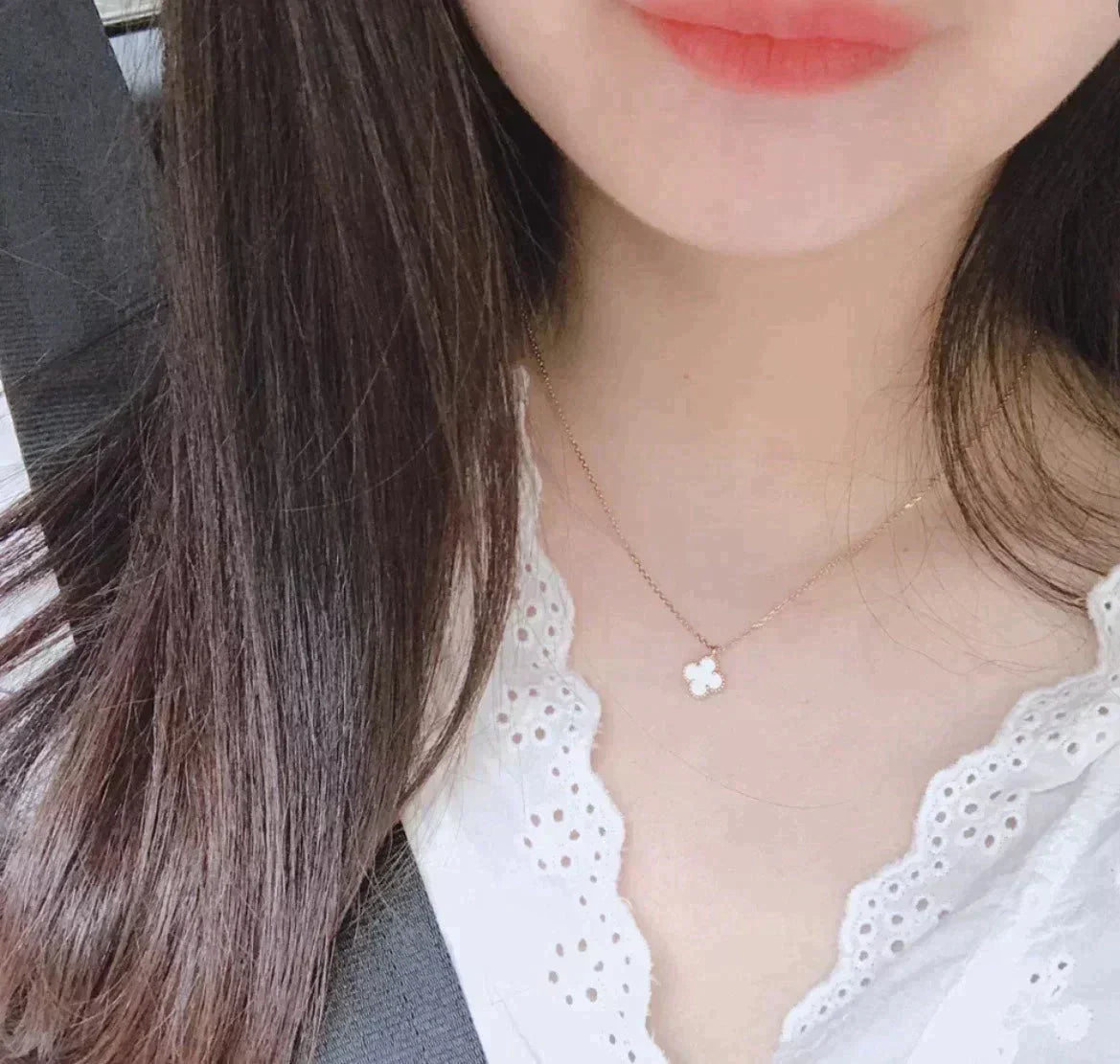 [⭐Mirelle]CLOVER MINI 9.5MM WHITE MOTHER-OF-PEARL NECKLACE