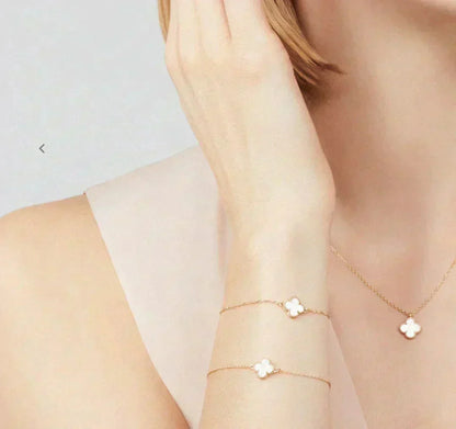 [⭐Mirelle]CLOVER MINI 9.5MM WHITE MOTHER-OF-PEARL NECKLACE