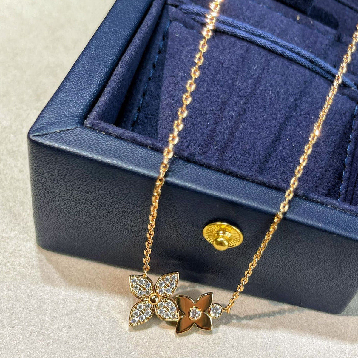 [⭐Mirelle]STAR BLOSSOM NECKLACE PINK GOLD DIAMONDS
