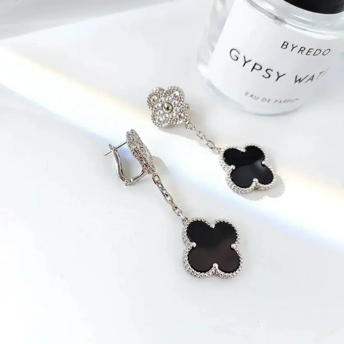 [⭐Mirelle]CLOVER 2 MOTIFS  DIAMOND ONYX EARRINGS SILVER