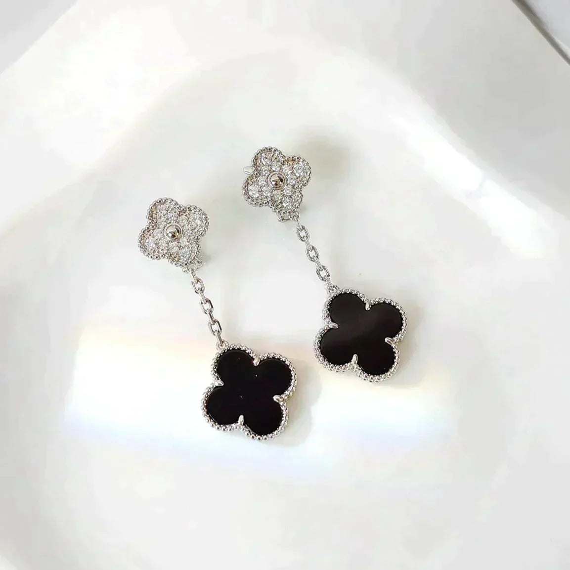 [⭐Mirelle]CLOVER 2 MOTIFS  DIAMOND ONYX EARRINGS SILVER