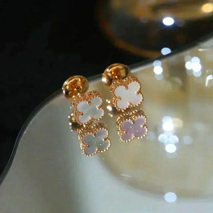 [⭐Mirelle]CLOVER MINI 9.5MM WHITE MOP EARRINGS