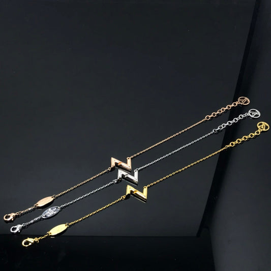 [⭐Mirelle]VOLT LV LOGO BRACELET