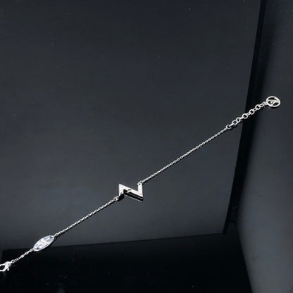 [⭐Mirelle]VOLT LV LOGO BRACELET