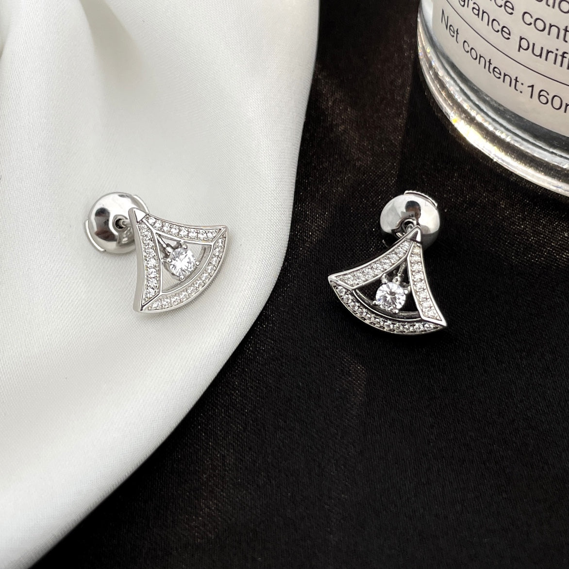 [⭐Mirelle]DREAM MINI DIAMOND STUD EARRINGS