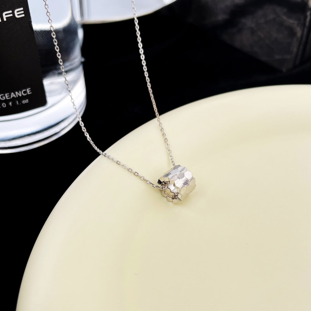 [⭐Mirelle]BEE MINI PEDANT DIAMOND NECKLACE