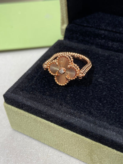 [⭐Mirelle]CLOVER RIVERSIBLE ROSE GOLD RING