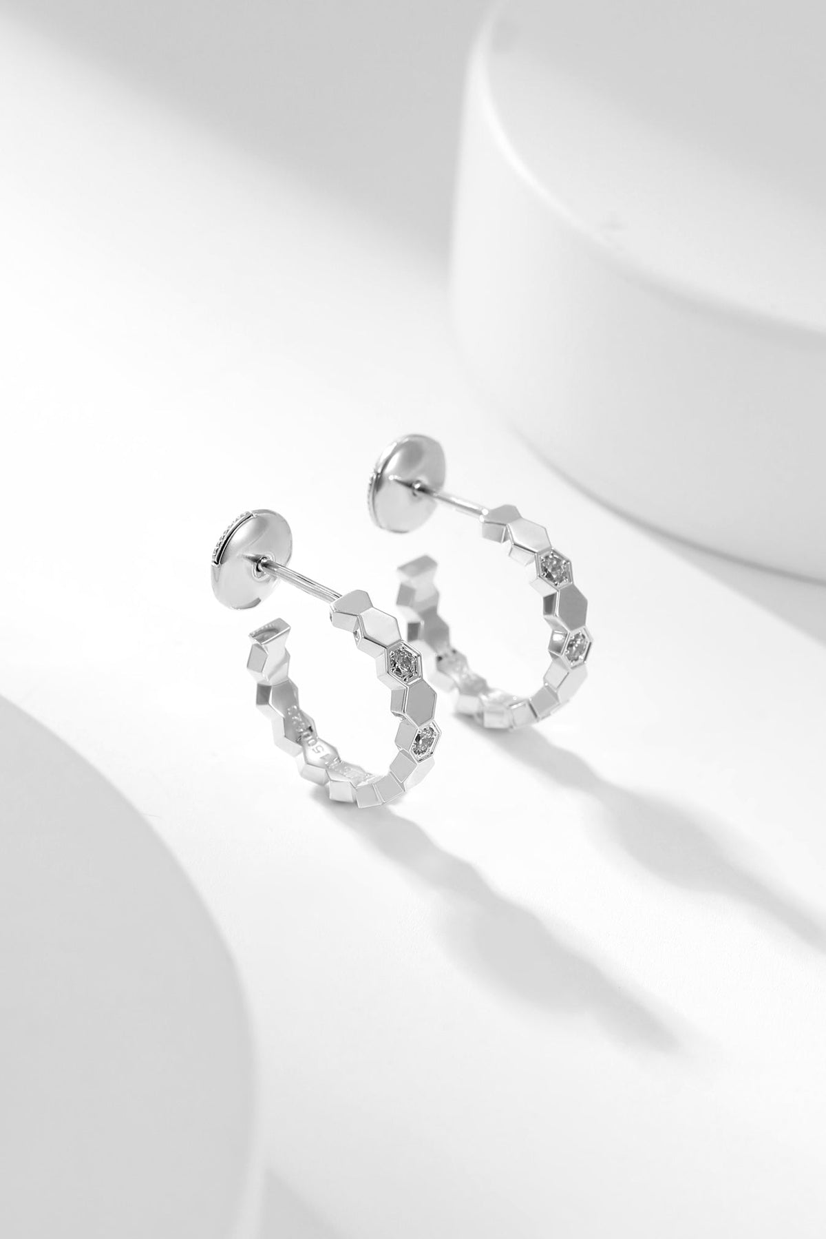 [⭐Mirelle]BEE LOVE DIAMOND HOOP EARRINGS