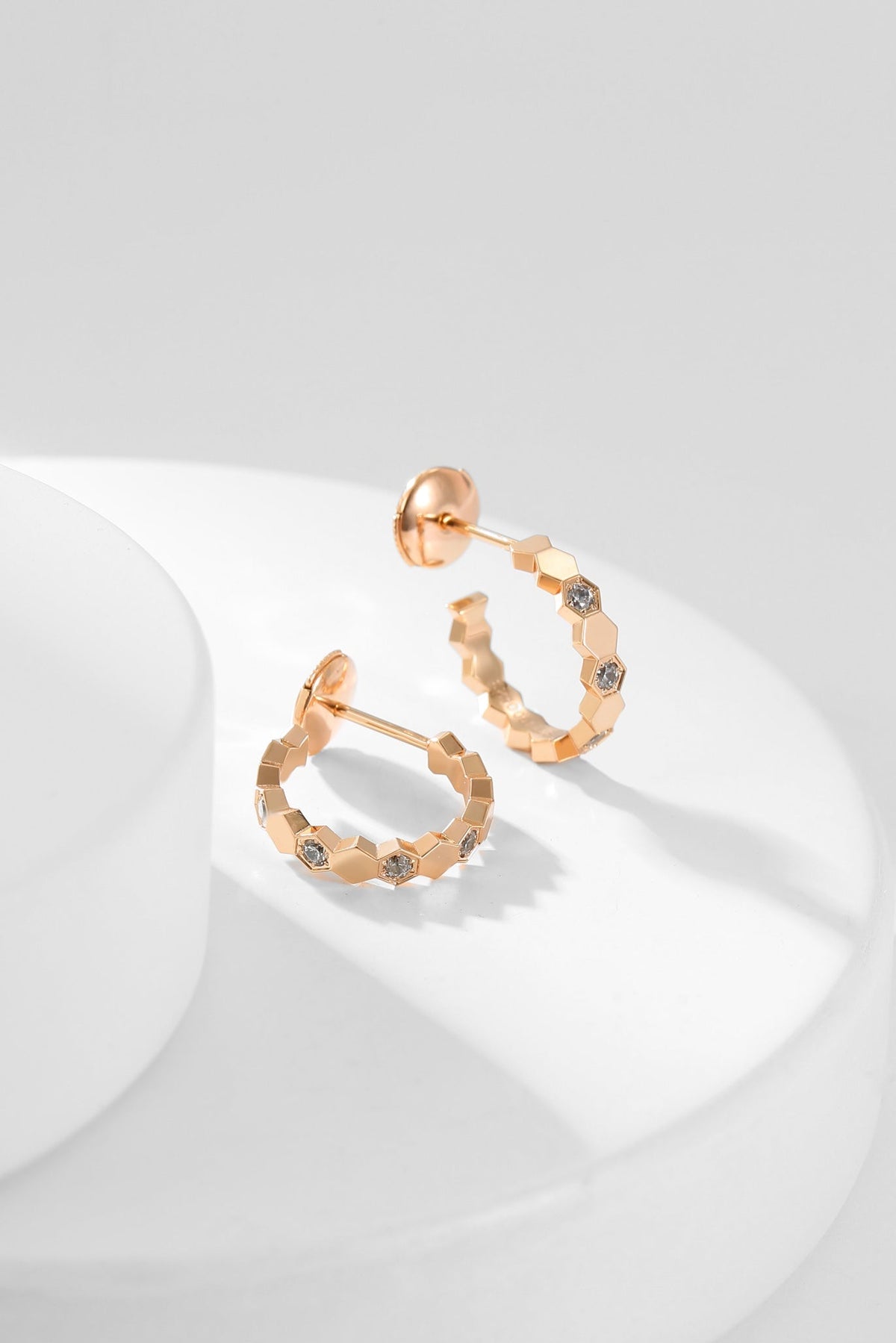 [⭐Mirelle]BEE LOVE DIAMOND HOOP EARRINGS