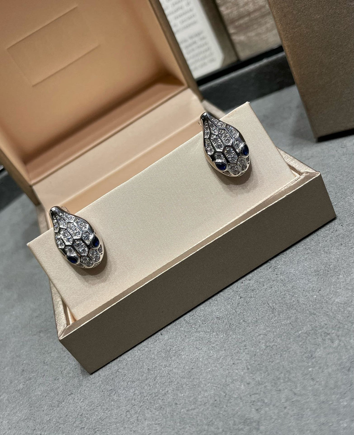 [⭐Mirelle]SERPENT DIAMOND STUD EARRINGS