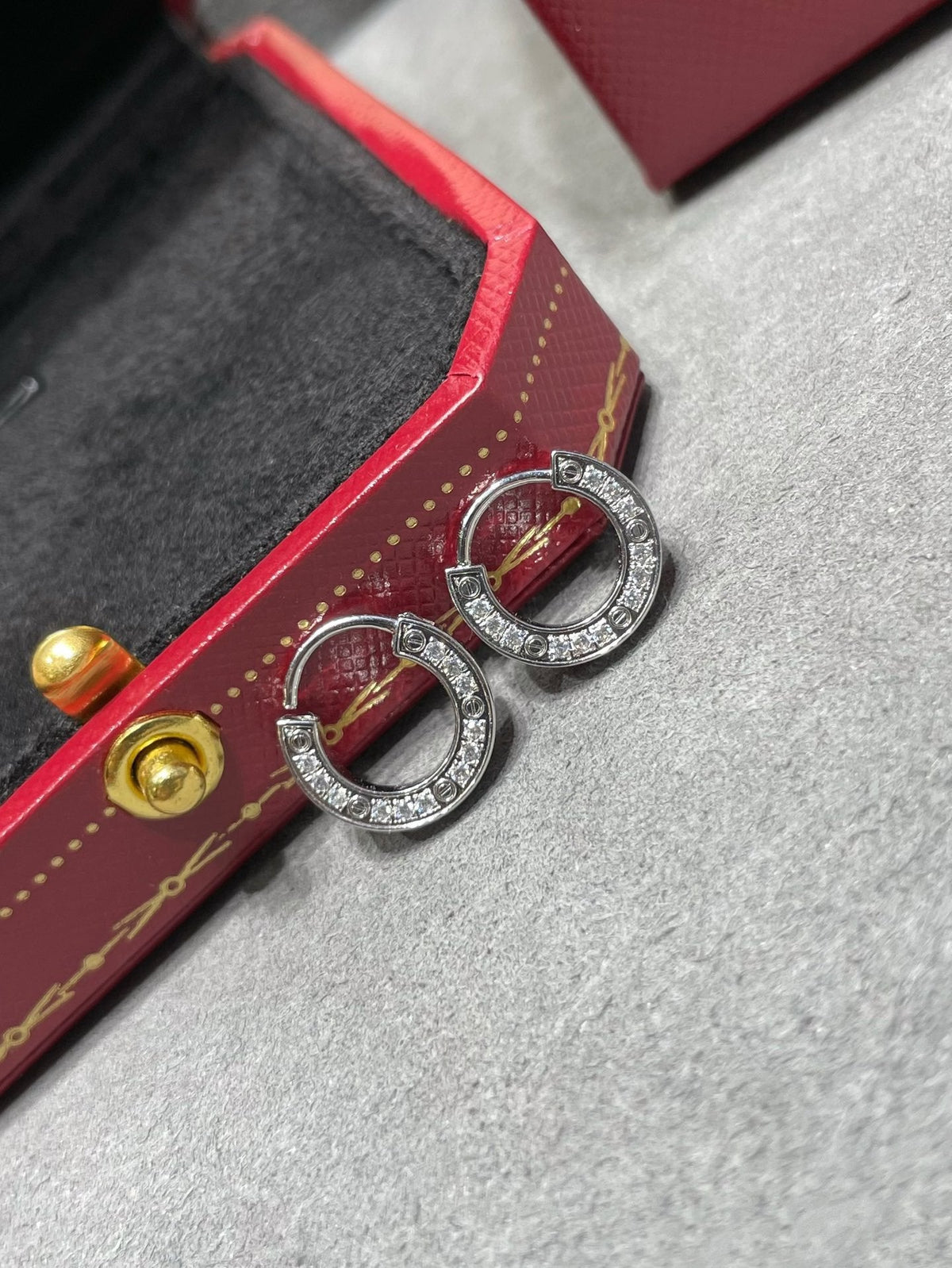 [⭐Mirelle]LOVE DIAMOND EARRINGS