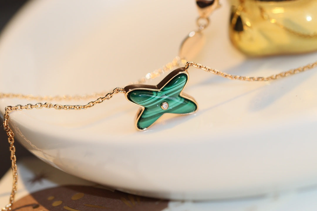 [⭐Mirelle]JEUX MALACHITE 1 DIAMOND PINK GOLD NECKLACE