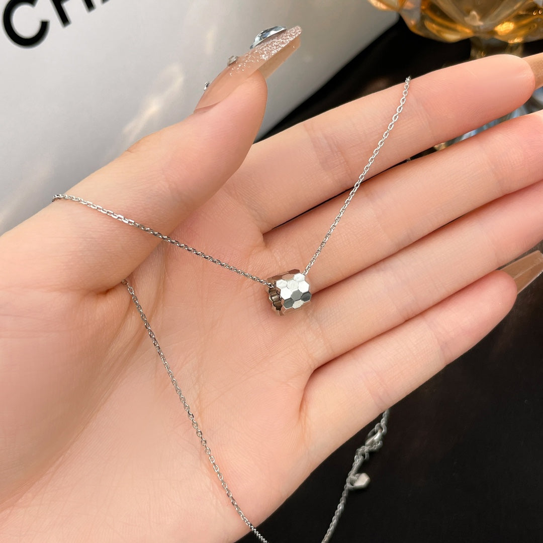 [⭐Mirelle]BEE MINI NECKLACE