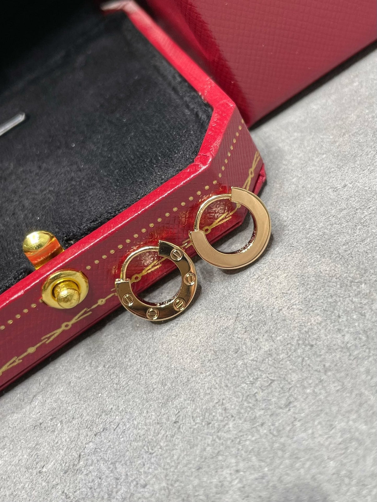 [⭐Mirelle]LOVE MINI EARRINGS