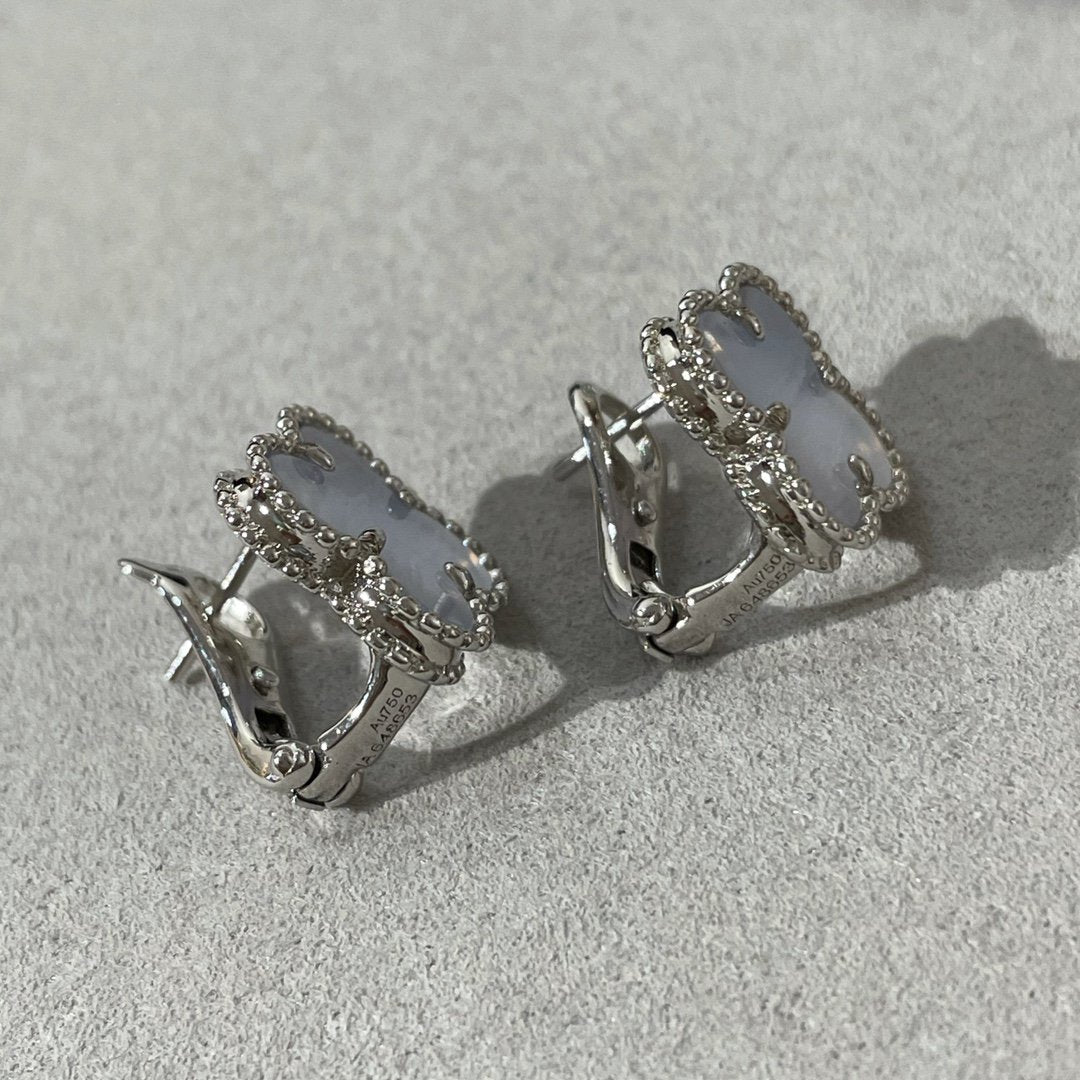 [⭐Mirelle]CLOVER CHALCEDONY SILVER STUD EARRINGS