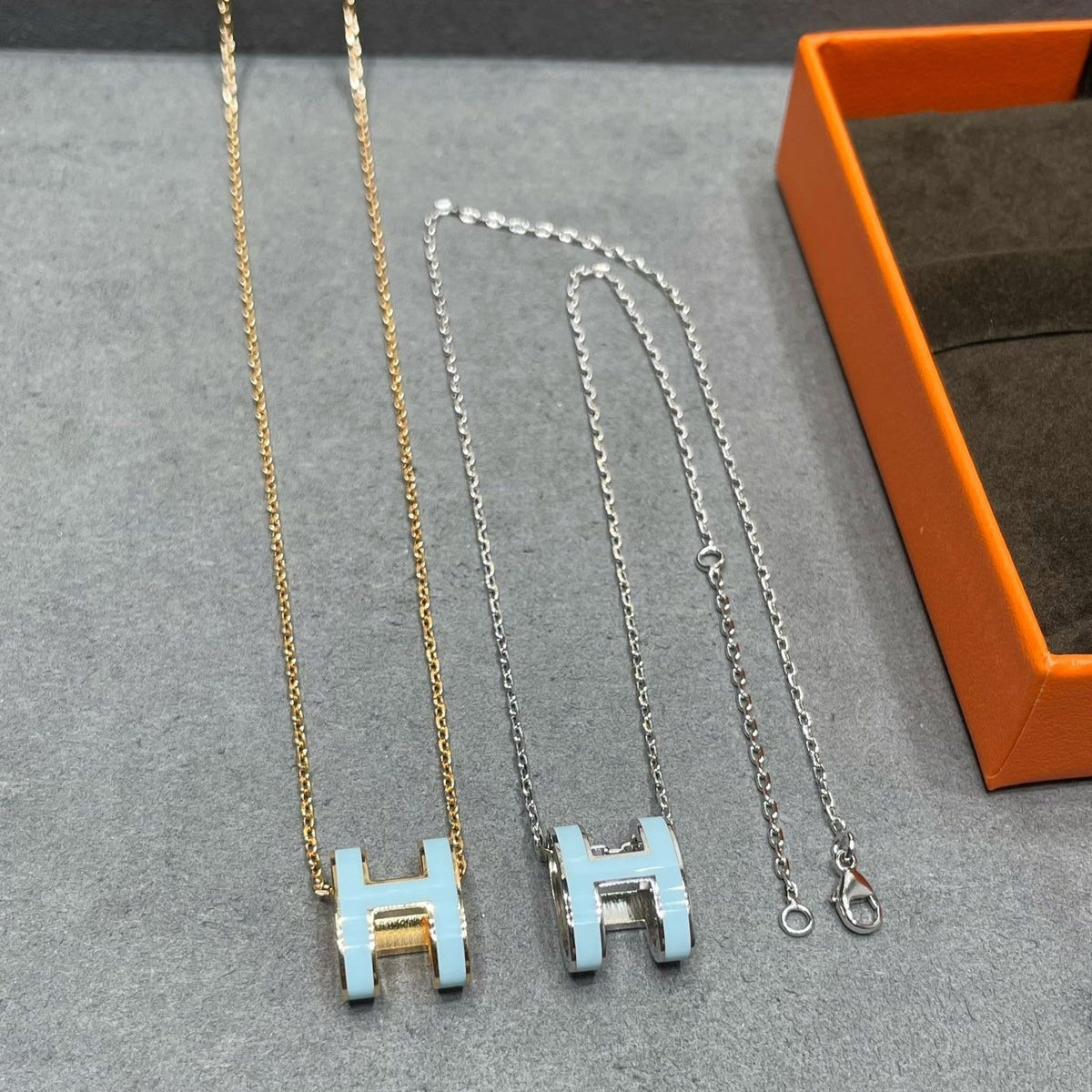 [⭐Mirelle]POP H SKY BLUE NECKLACE