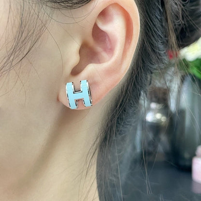 [⭐Mirelle]POP H SKY BLUE STUD EARRINGS