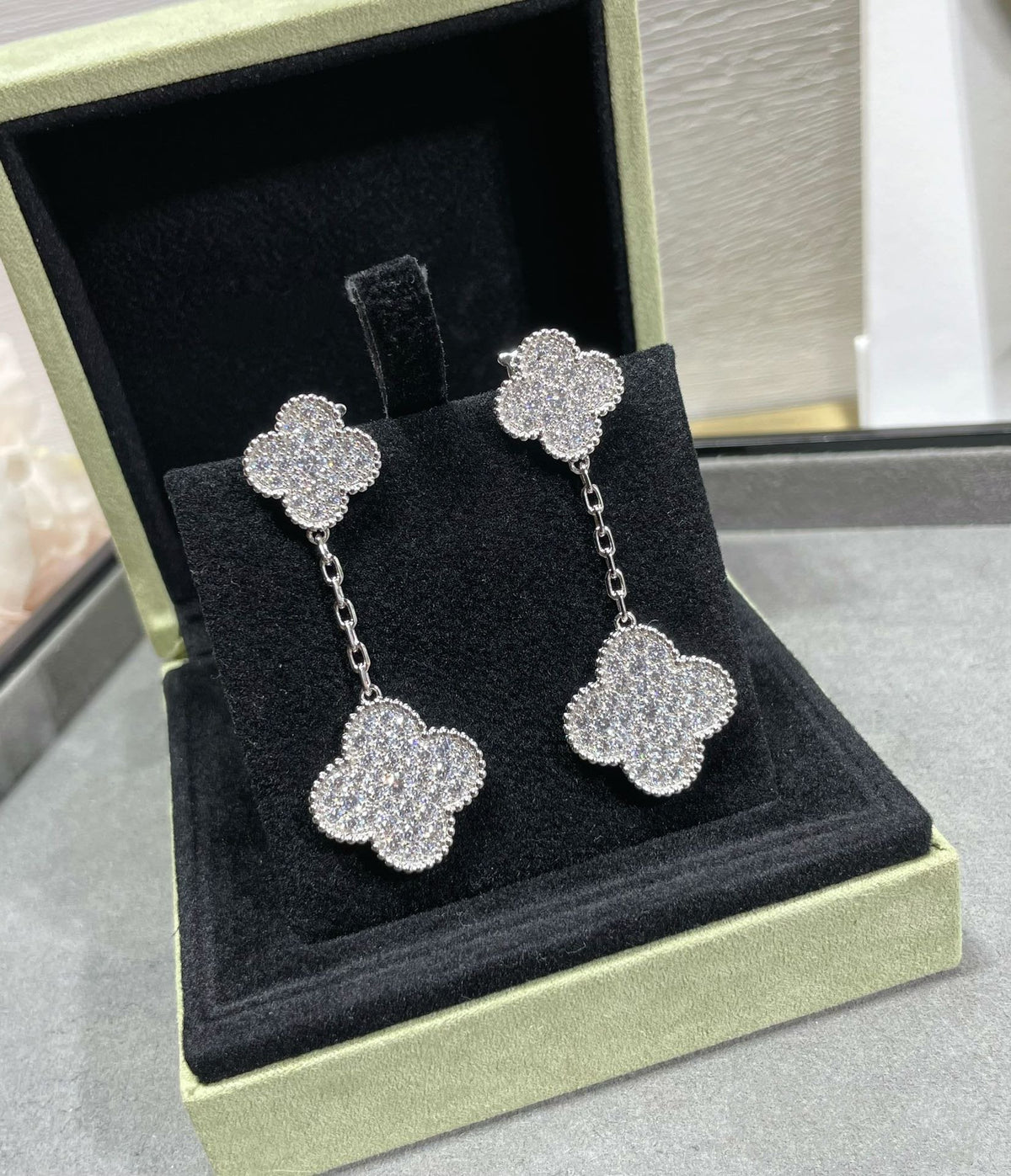 [⭐Mirelle]CLOVER 2 MOTIFS DIAMOND PAVED SILVER EARRINGS