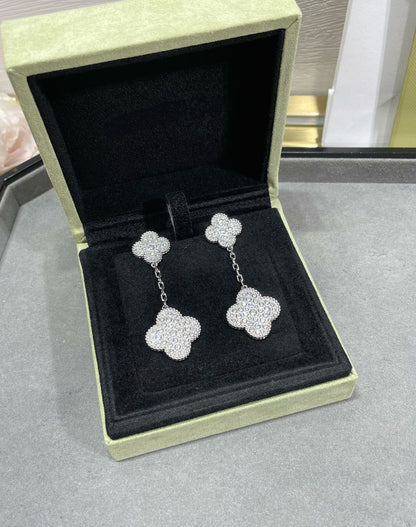 [⭐Mirelle]CLOVER 2 MOTIFS DIAMOND PAVED SILVER EARRINGS