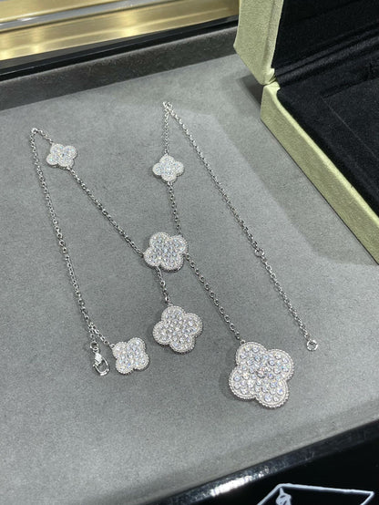 [⭐Mirelle]CLOVER 6 MOTIF DIAMOND PAVED NECKLACE