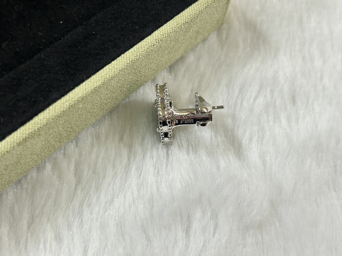[⭐Mirelle]CLOVER PIETERSITE MEDIUM STUD EARRINGS