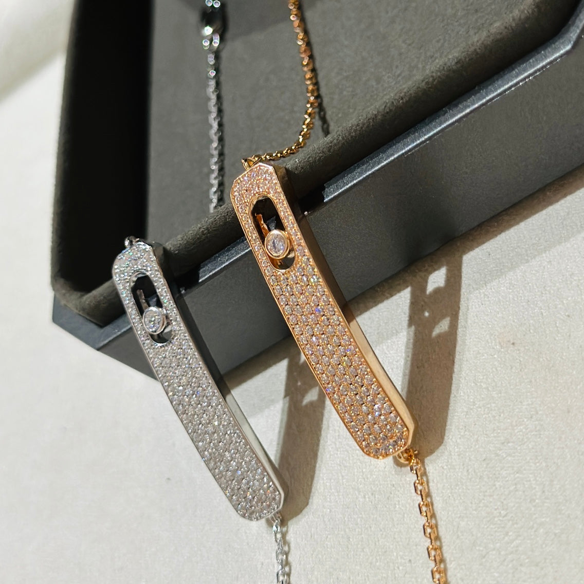 [⭐Mirelle]MOVE CLASSIQUE DIAMOND PAVED BRACELET
