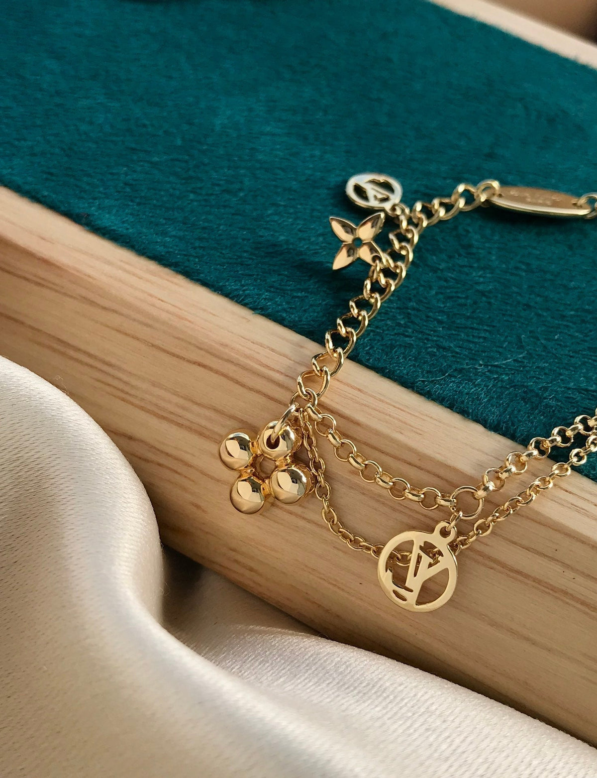 [⭐Mirelle]BLOOMING PINK GOLD MOP BRACELET