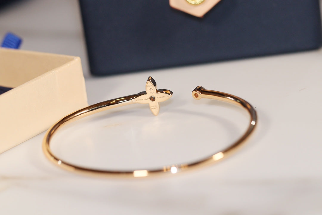 [⭐Mirelle]IDYLLE GOLD OPEN BRACELET DIAMOND PAVED