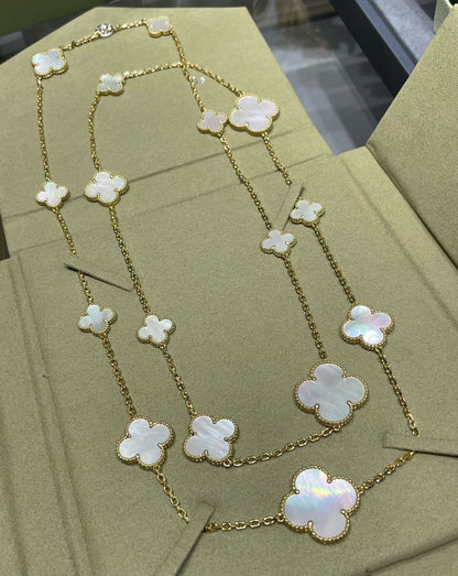 [⭐Mirelle]CLOVER 16 MOTIF WHITE MOP GOLD NECKLACE