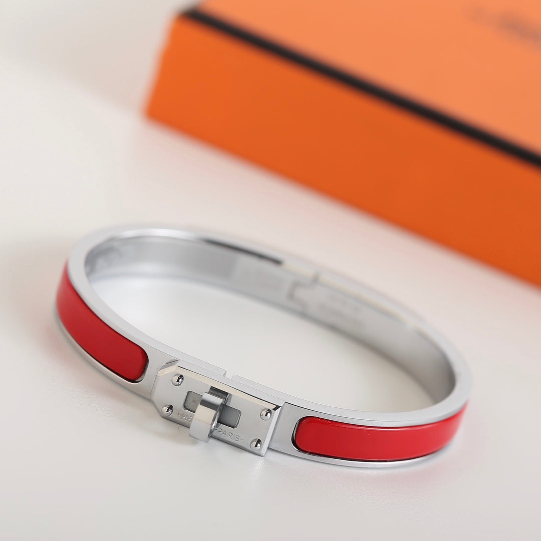 [⭐Mirelle]HM KELLY RED BRACELET