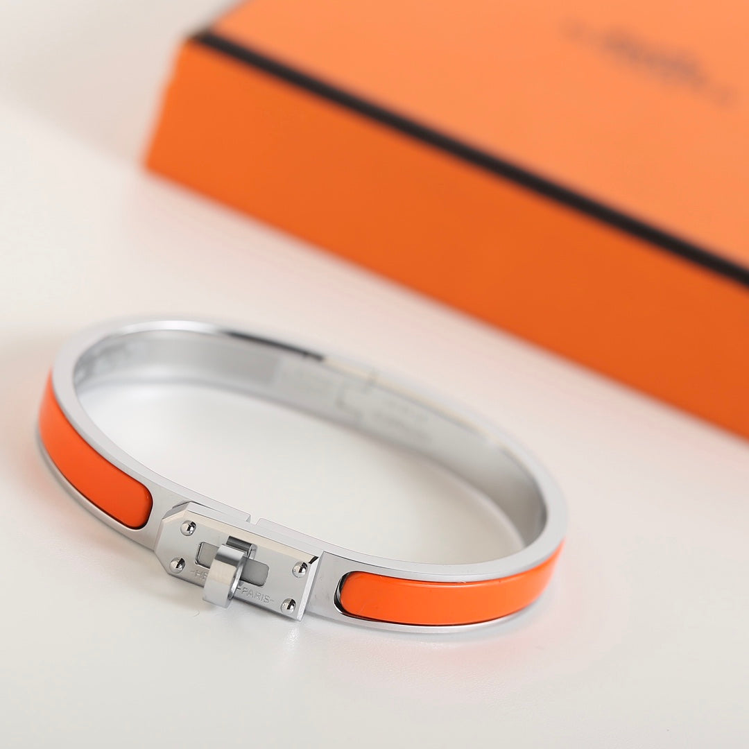 [⭐Mirelle]HM KELLY ORANGE BRACELET