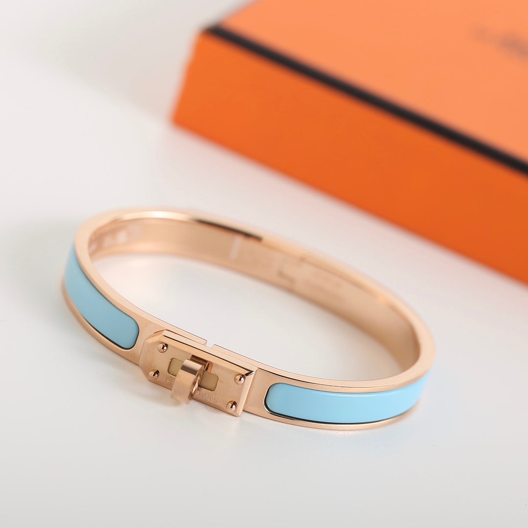 [⭐Mirelle]HM KELLY CLOUD BLUE BRACELET