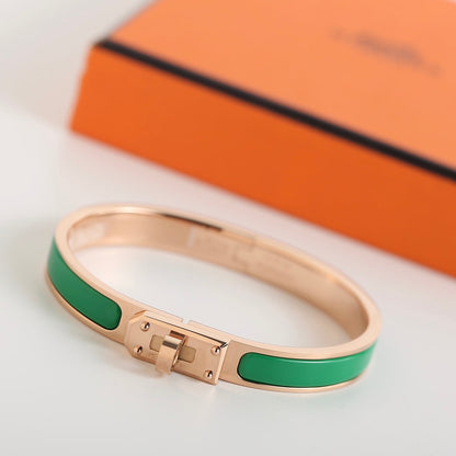 [⭐Mirelle]HM KELLY GREEN BRACELET