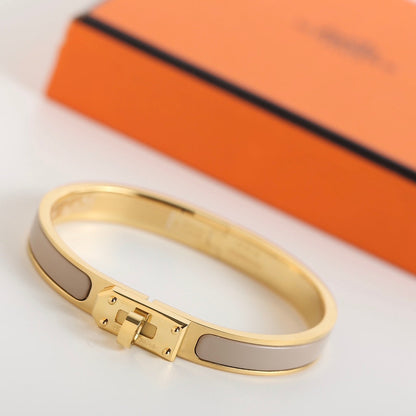 [⭐Mirelle]HM KELLY GREY BRACELET
