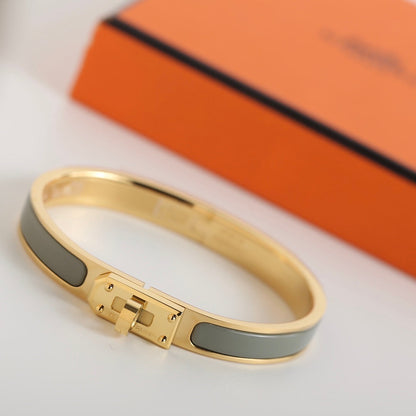 [⭐Mirelle]HM KELLY BLUE GREEN BRACELET