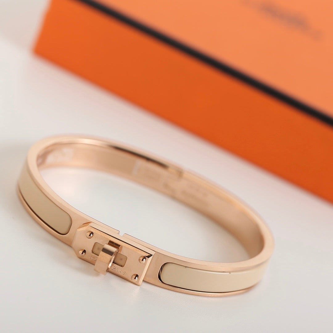 [⭐Mirelle]HM KELLY BEIGE BRACELET