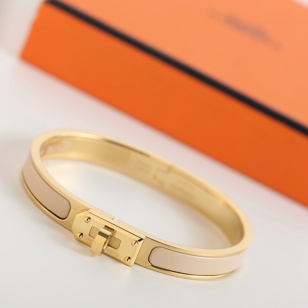 [⭐Mirelle]HM KELLY BEIGE BRACELET