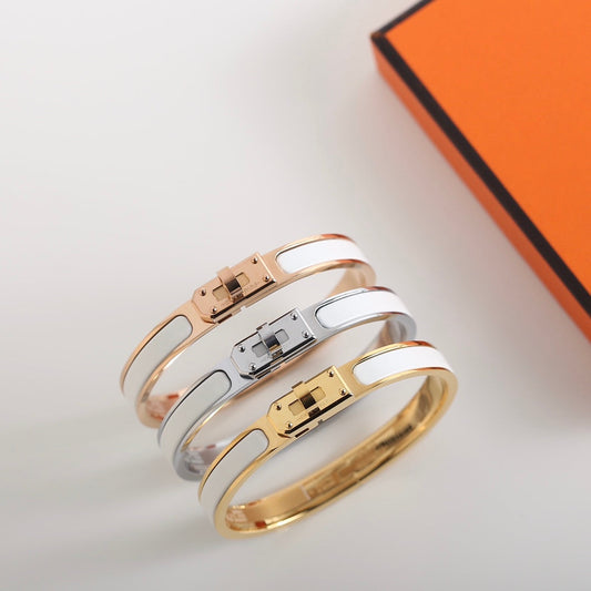 [⭐Mirelle]HM KELLY WHITE BRACELET
