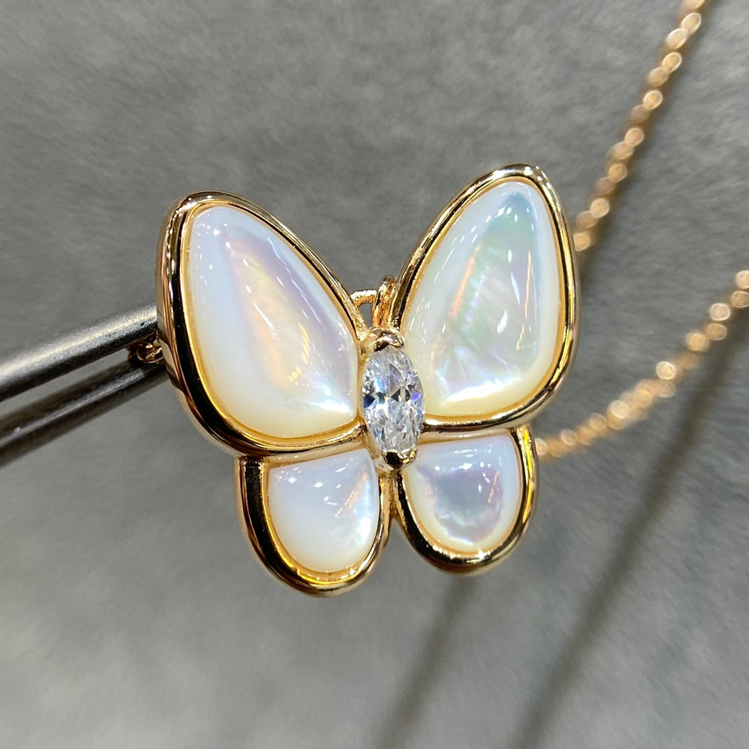 [⭐Mirelle]BUTTERFLY MOP DIAMOND NECKLACE