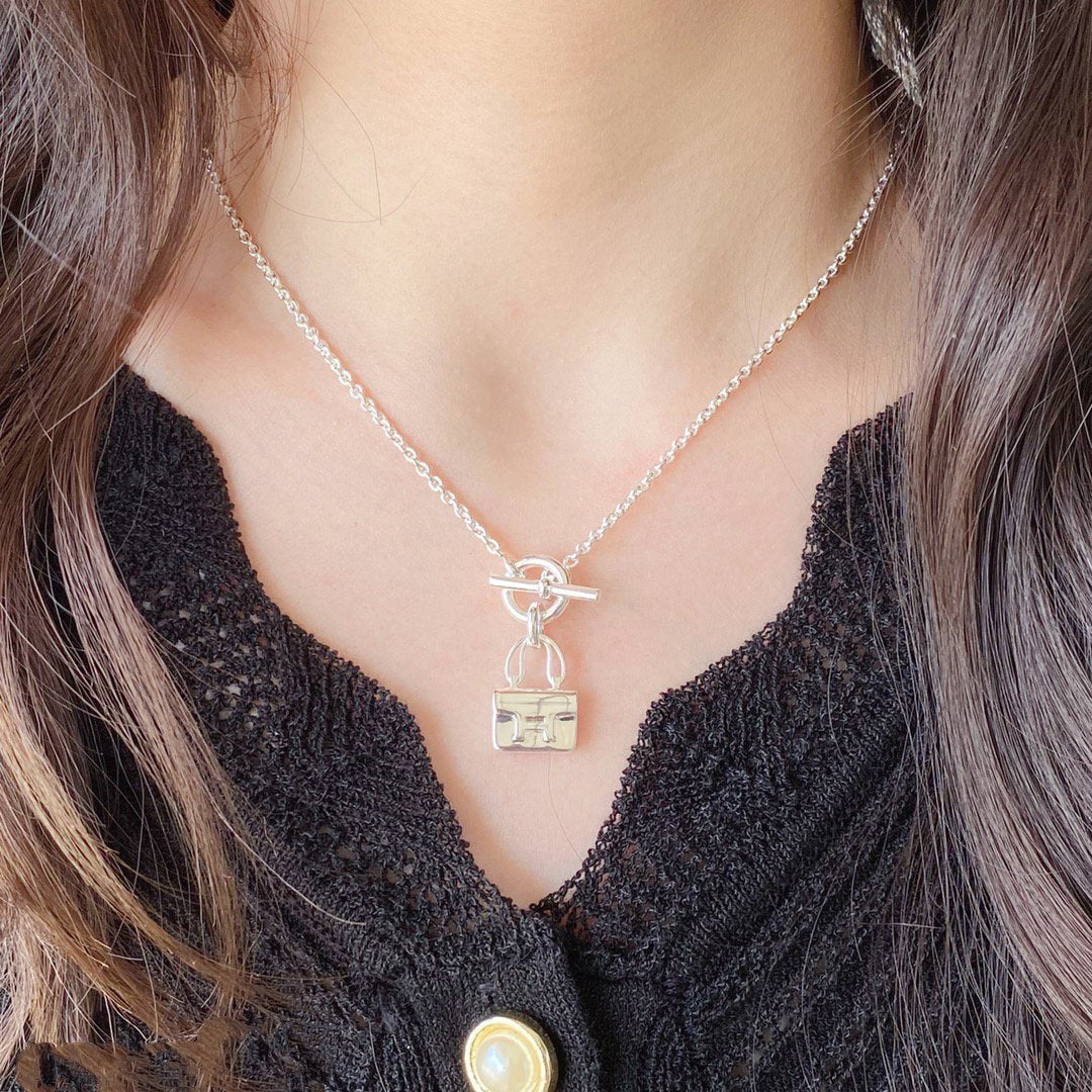 [⭐Mirelle]CONSTANCE PEDANT SILVER NECKLACE